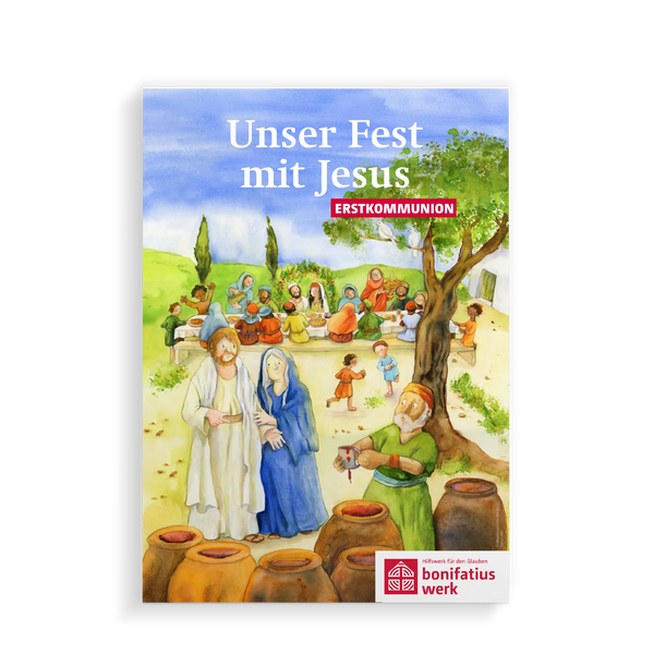 Das liebevoll gestaltete Plakat zeigt eine fröhliche Szene rund um Jesus und vermittelt Wärme, Gemeinschaft und Freude – passend zum großen Tag der Erstkommunion. Im Dorf Galiläa wird Hochzeit gefeiert. Kinder lachen, Erwachsene stoßen an, bis der Wein knapp wird. Maria vertraut Jesus.