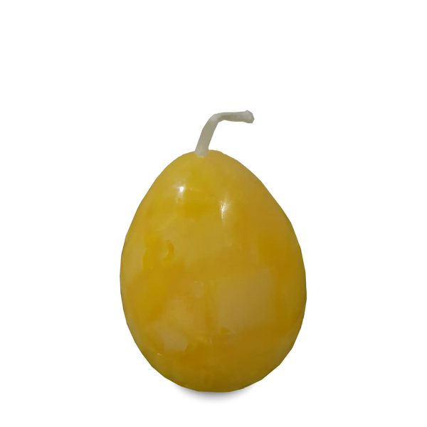 Osterei-Kerze aus Riga in Gelb – handgefertigte Kerze in Eierform für Ostern.