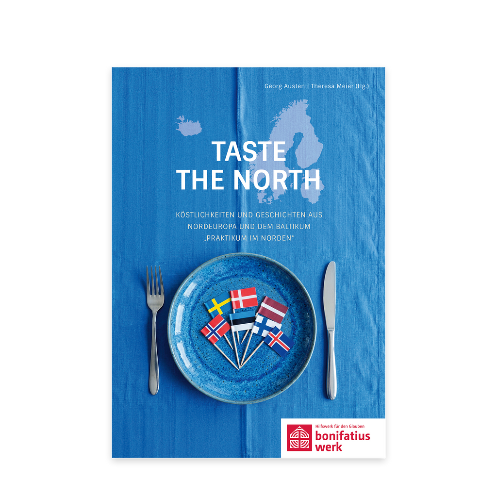 Blaues Buchcover "Taste The North" mit Teller mit den Flaggen von Island, Norwegen, Schweden, Finnland, Estland und Lettland und Dänemark.